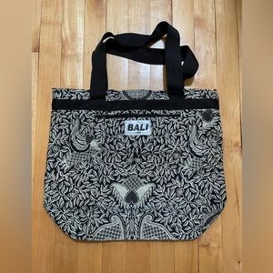 Balinese Zipper Tote